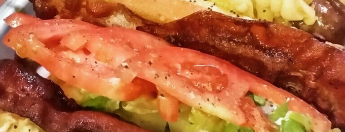 20 Must-Try Hot Dogs in America photo foto 20 Must-Try Hot Dogs in America