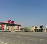 김일성광장 (Kim Il-Sung Square) - Pionyang