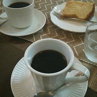 10/27/2015に由詩 (.がマレビトコーヒーで撮った写真