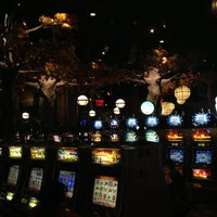 hollywood casino at penn national gift shop
