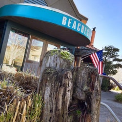 Beaches Restaurant & Bar corkage fee 