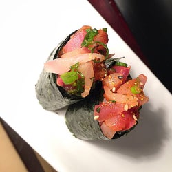 Maki Sushi Bar & Grill corkage fee 
