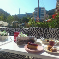 Edina Cafe