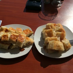 İstanbul Pide & Börek Salonu