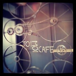 Toi, Moi & Café