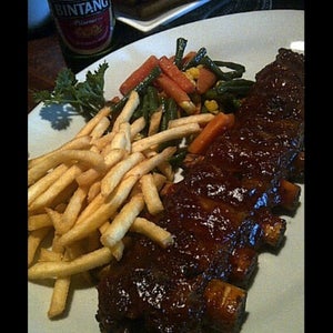 Arena Pub & Restaurant