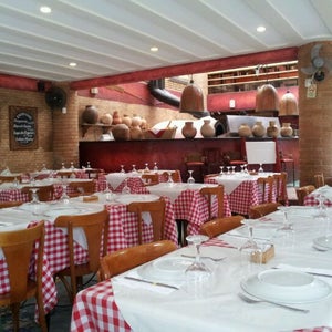 Lorenzo Pizzeria & Cantina