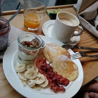 breakfast photo