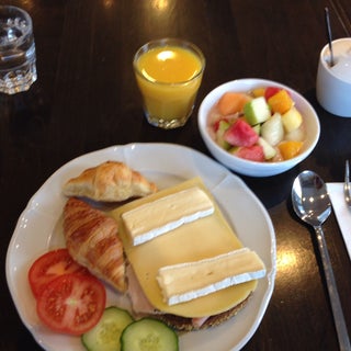 breakfast photo