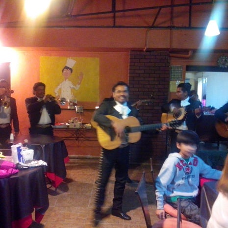 El Sazon de la Abuela Restaurant&Cafeteria