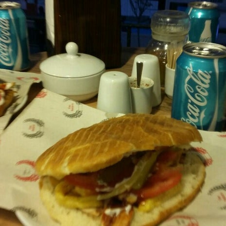 Tuna Kafe