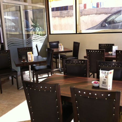 Mola Cafe