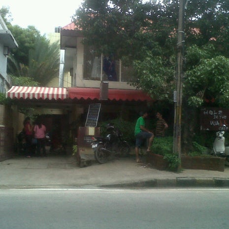 The Hole in the Wall Cafe
