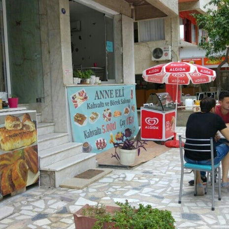 Anne Eli Kahvaltı ve Börek Salonu