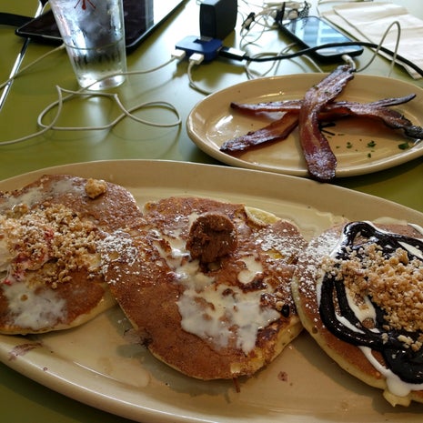 Snooze, an A.M. Eatery