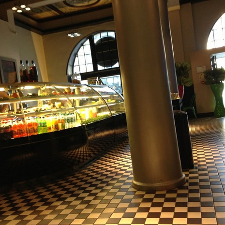 Deli Central | Grand Central Hotel
