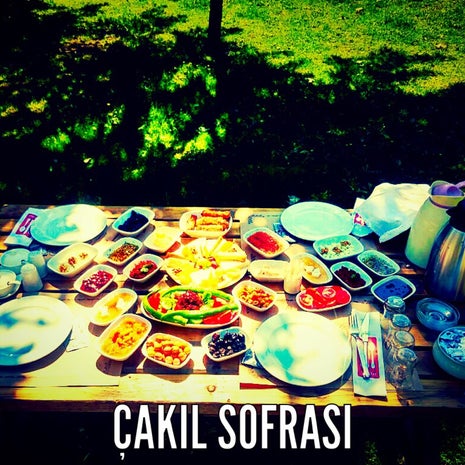 Çakıl Sofrası