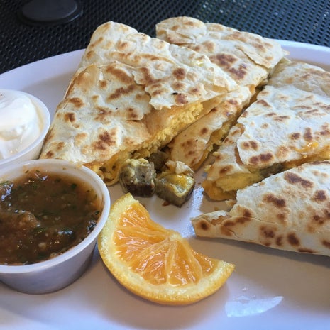 The Nosh Cafe and Bagelry