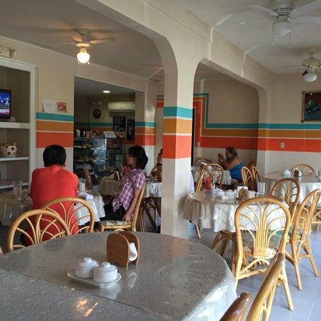 Tiana's Cafe