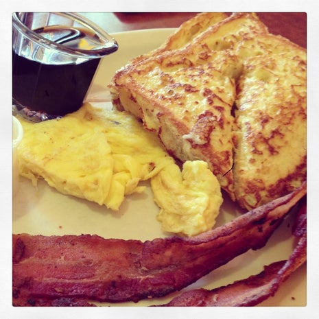 Wade's Cafe