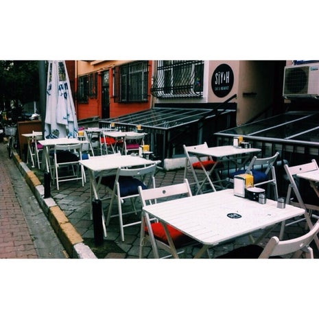 Siyah Cafe & Breakfast
