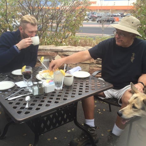 Mimi's Cafe