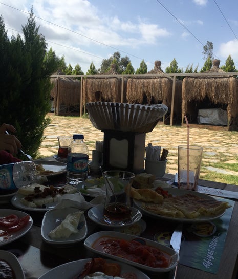 Let's Marry-Kır Düğün bahçesi-Kahvaltı