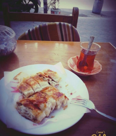 Beşyol Börek