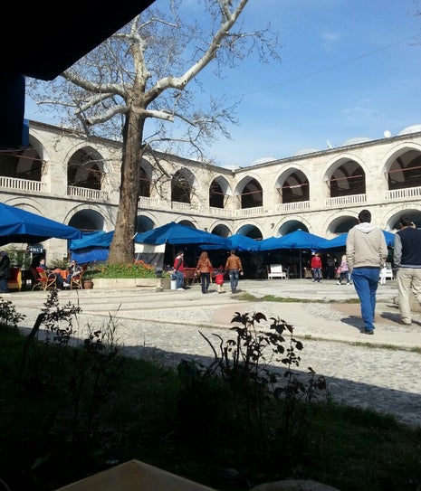 Hanzade
