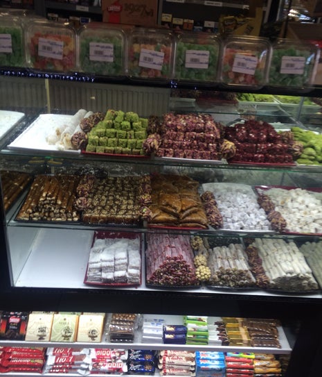 Ezel Kuruyemiş. Taş fırın