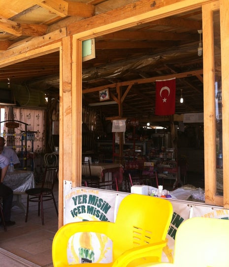 Değişik Bir Yerde