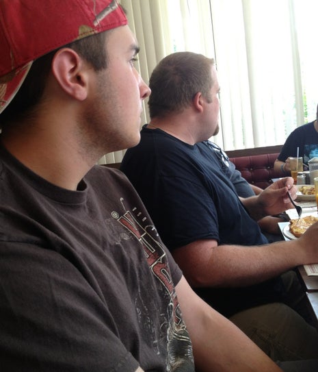 Alex's Breakfest House And Family Resturant