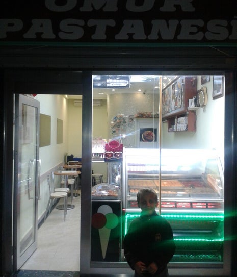 Ömür Pastanesi
