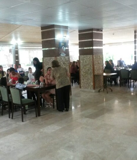 Balcova Belediyesi Ercument Ozgur Sosyal Tesisleri Kafeterya