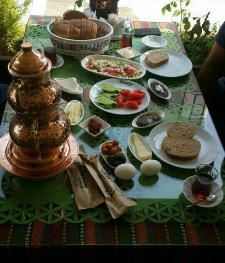 Çamavlu Cafe Kahvaltı Salonu