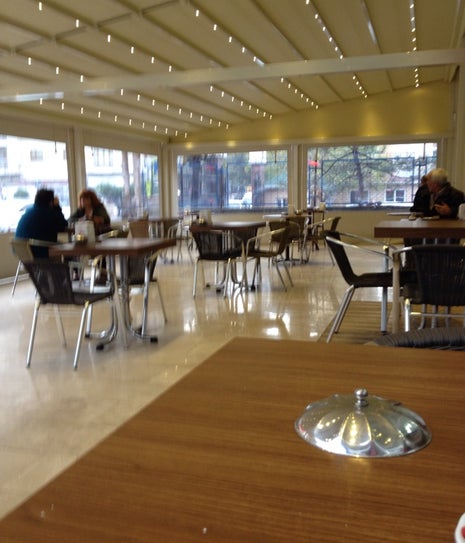 Taner Börek ve Pide Salonları