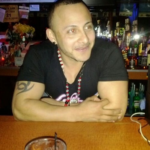 queens-tranny-bar-roosevelt-ave