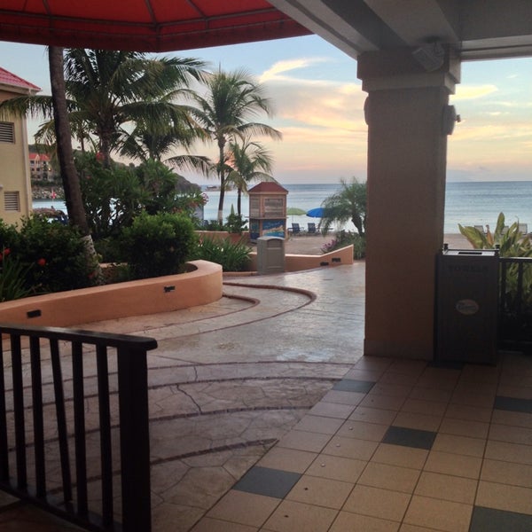 Where's Good? Holiday and vacation recommendations for Saint Maarten, Saint Martin. What's good to see, when's good to go and how's best to get there.
