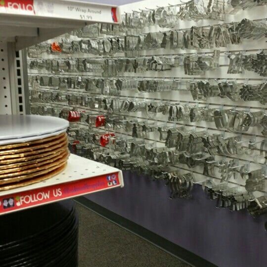 The Cakewalk Cake and Candy Supplies Northwest Redlands