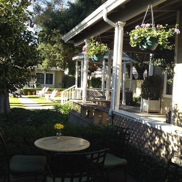 Where's Good? Holiday and vacation recommendations for Santa Barbara, United States. What's good to see, when's good to go and how's best to get there.
