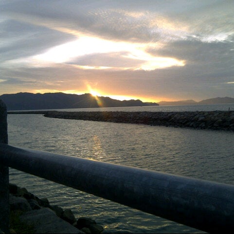  Pantai Ulee Lheue Beach in Banda Aceh