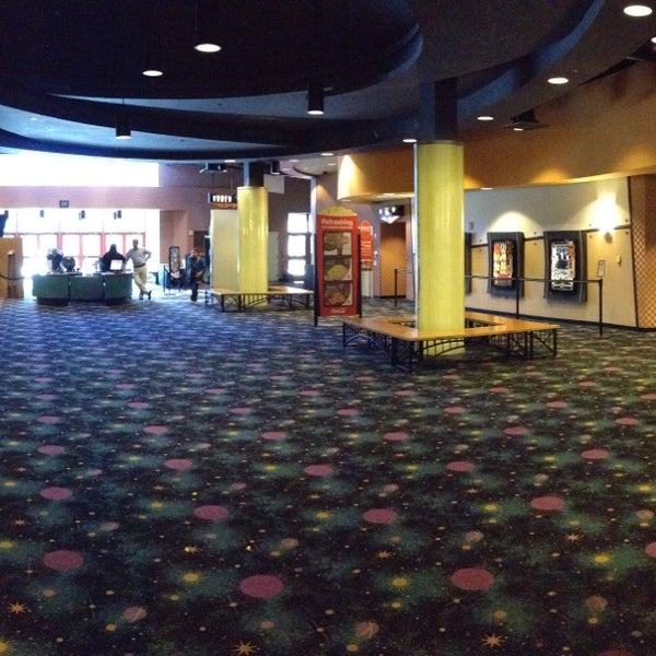 AMC Covina 30 25 tips