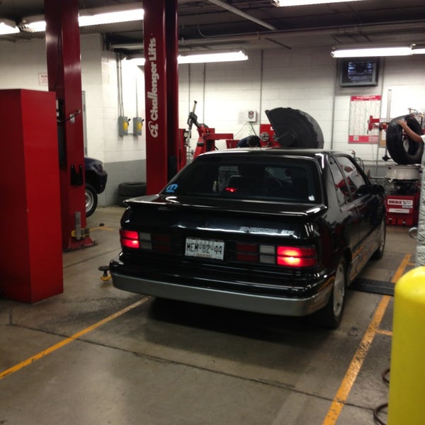 Centro Llantero Costco Tienda de automóviles en Irrigación