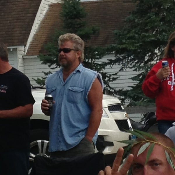 Weber's Deck - Music Venue in French Lake