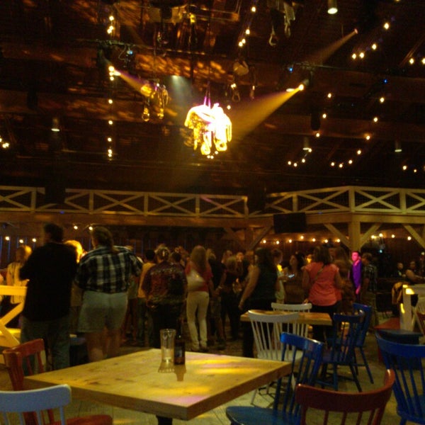 Turning stone casino concert venue