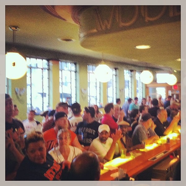 Elwood Bar & Grill Downtown Detroit Detroit, MI