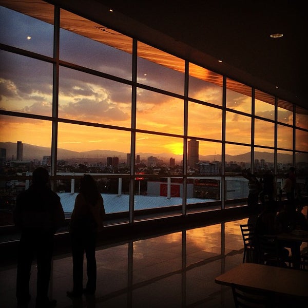 Fórum Buenavista Buena Vista Eje 1 Nte. (Mosqueta) 259