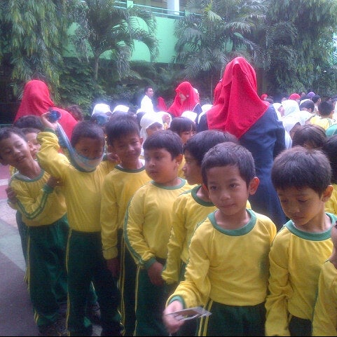 SDS Muhammadiyah 06 Tebet Timur - High School in Jakarta