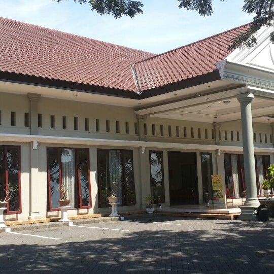  Rumah Makan Bromo Asri Indonesian Restaurant