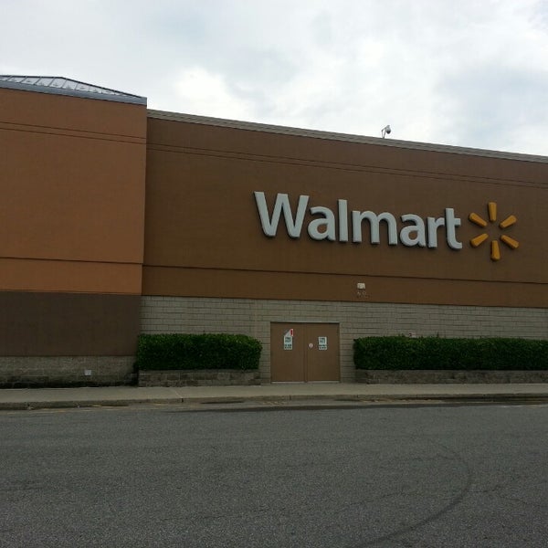 Walmart Supercenter Big Box Store